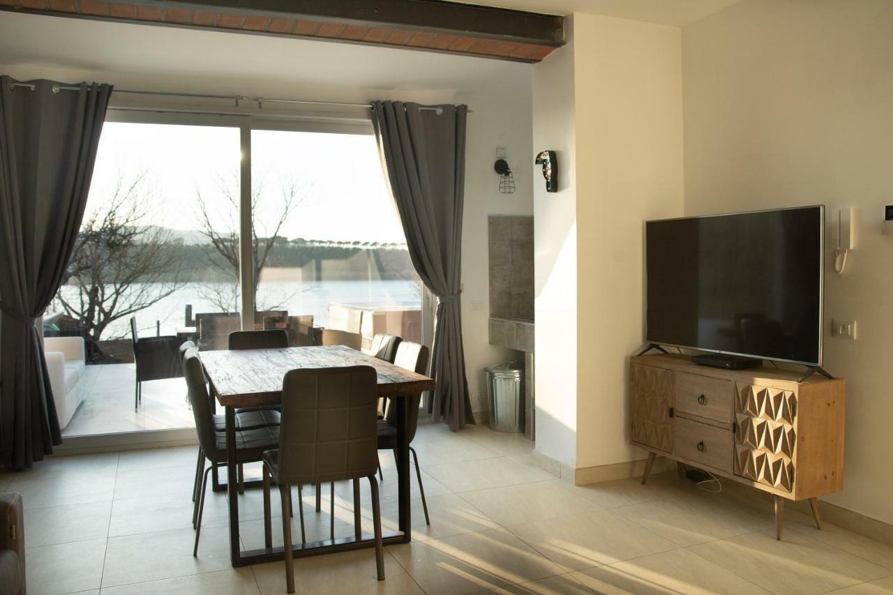 Lake House I Pioppi Nepi ภายนอก รูปภาพ